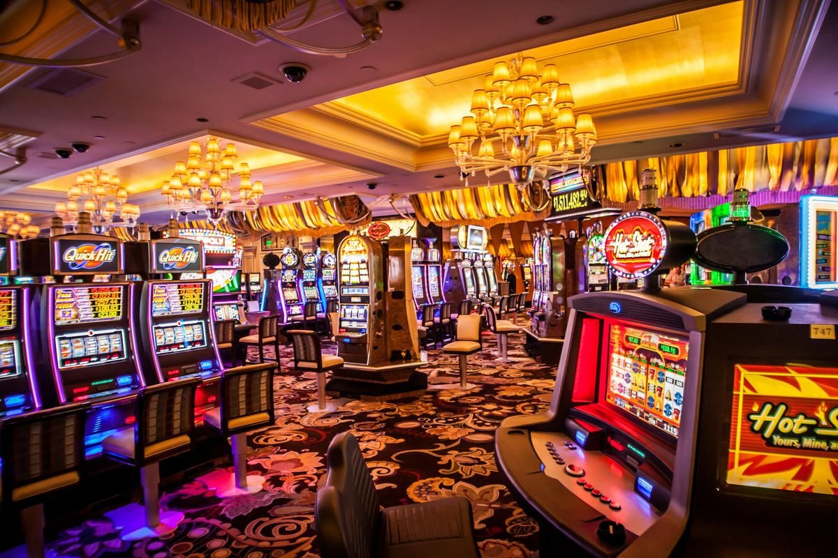Online casino gaming interface on mobile device in the Philippines